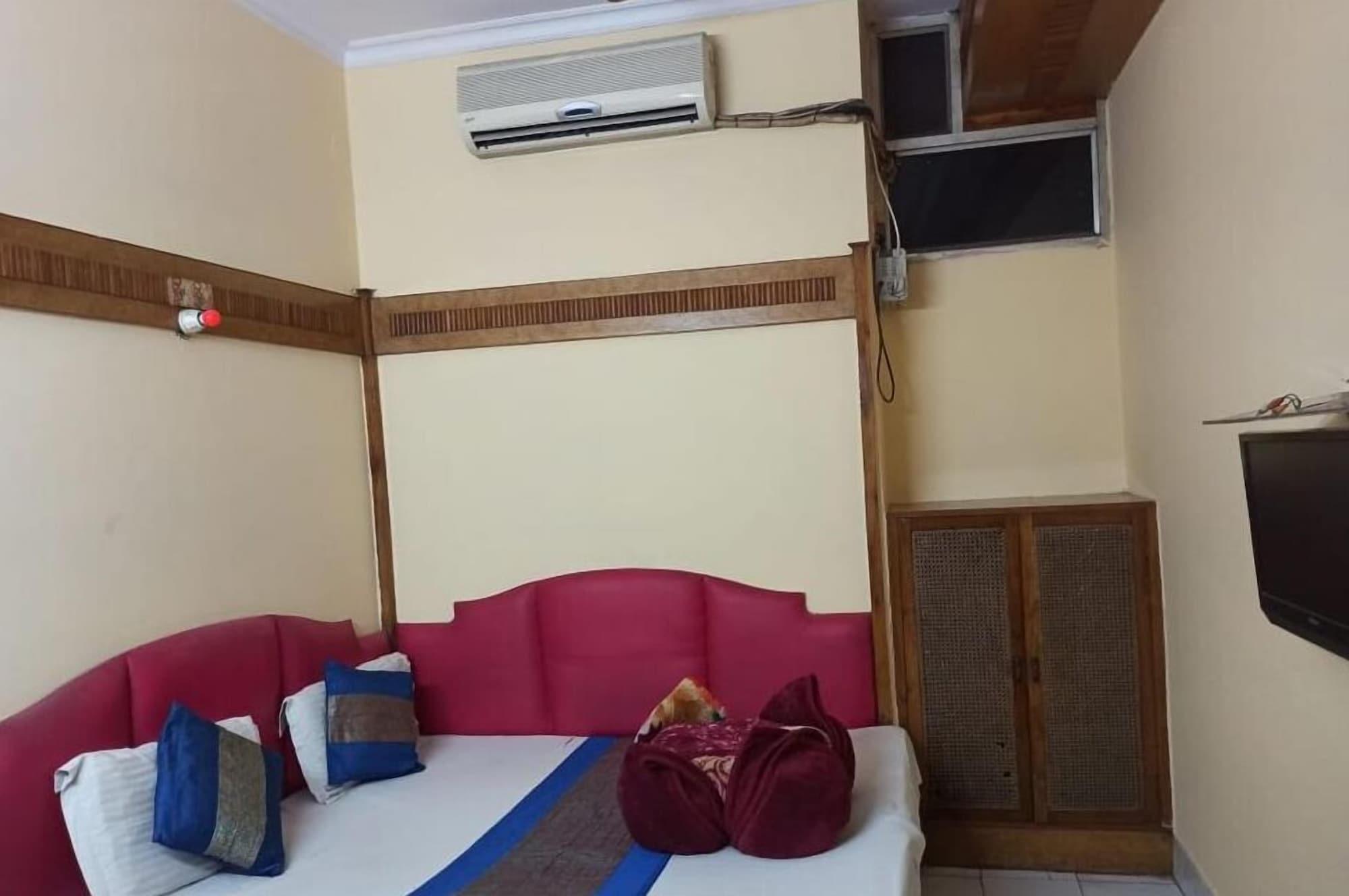 Hotel Delhi Regency Dış mekan fotoğraf